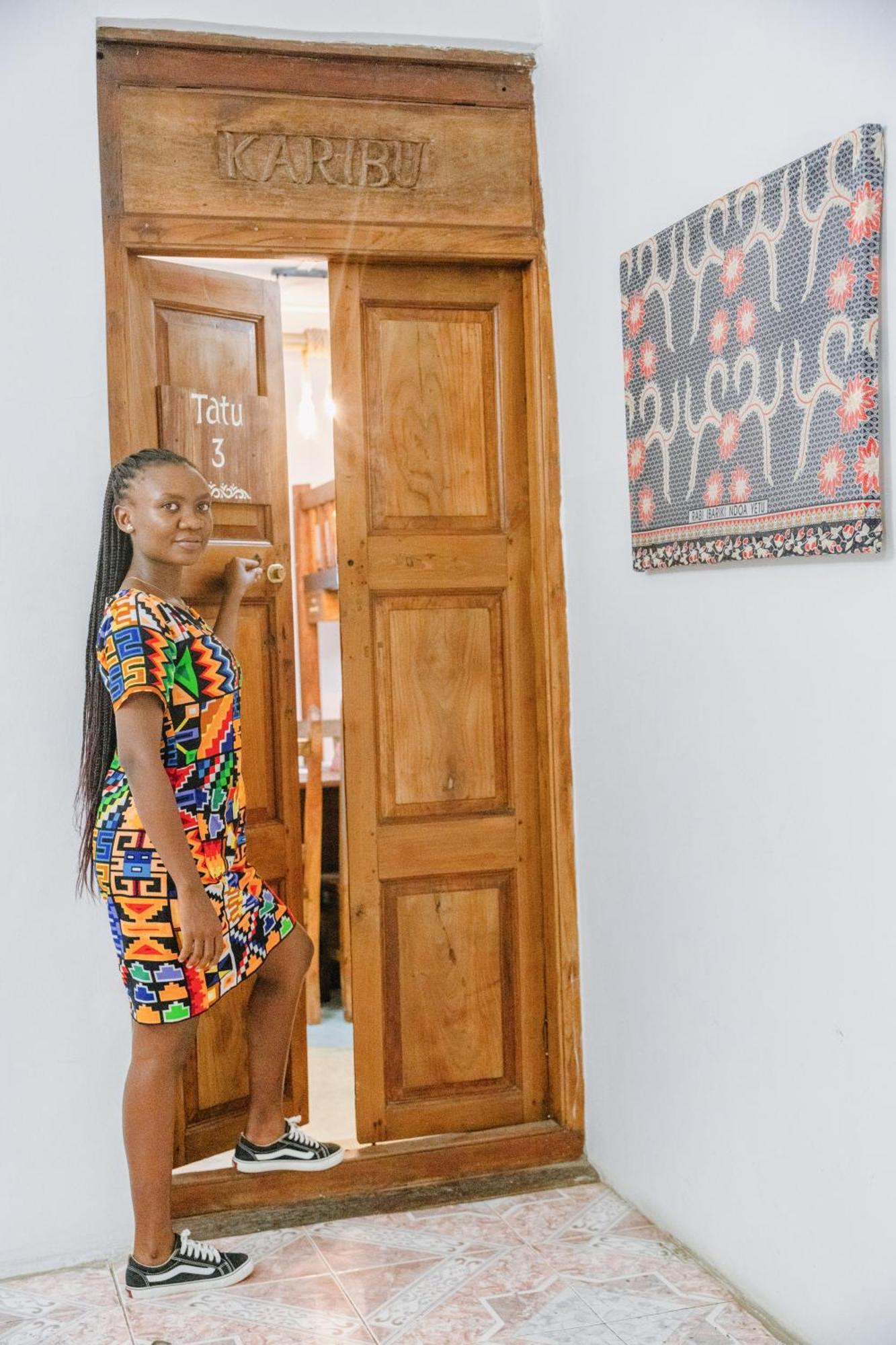 Shoki Shoki Guest House Zanzibar ภายนอก รูปภาพ