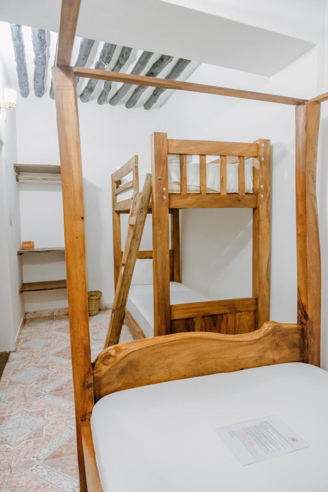 Shoki Shoki Guest House Zanzibar ภายนอก รูปภาพ