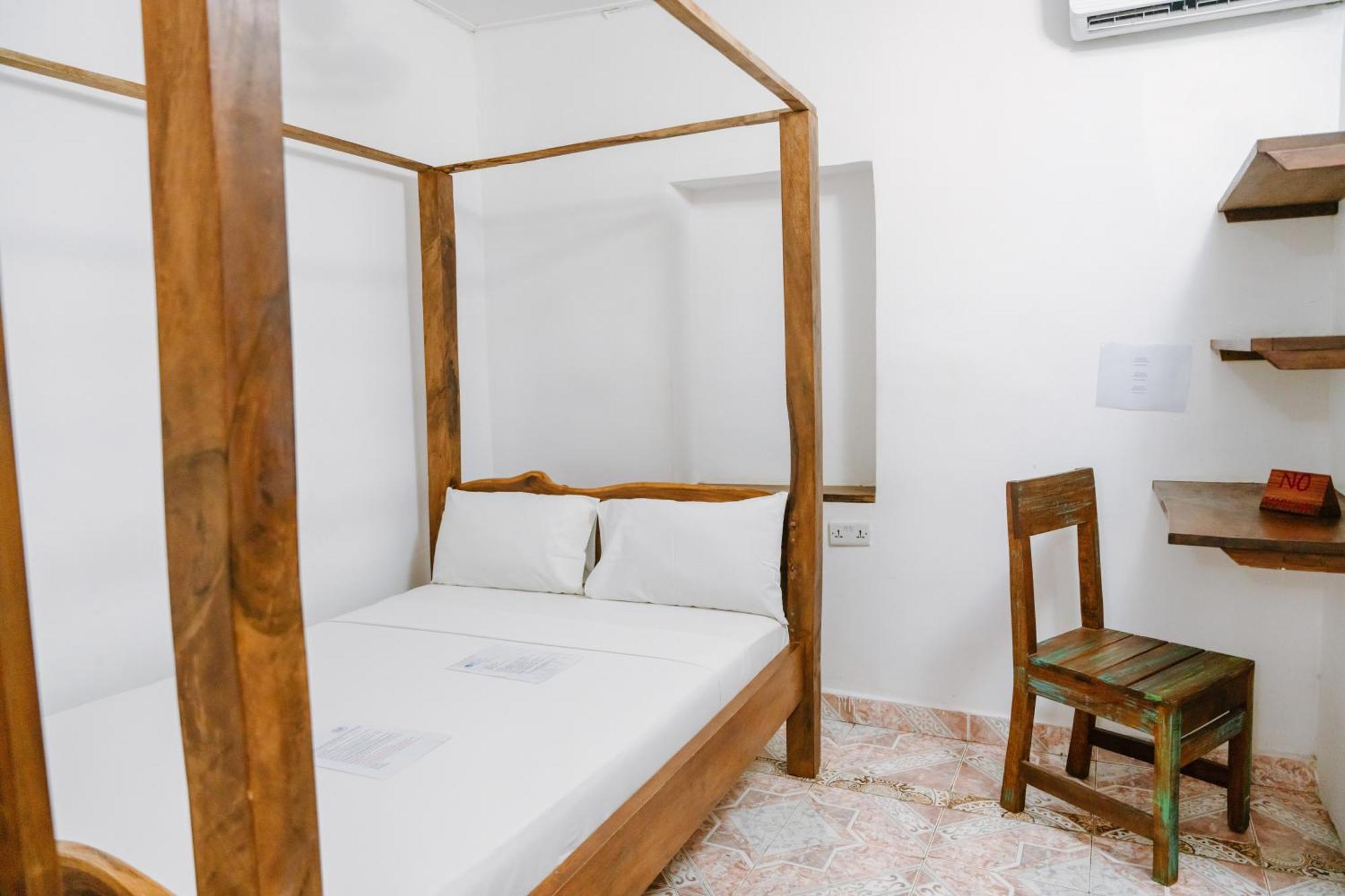 Shoki Shoki Guest House Zanzibar ภายนอก รูปภาพ