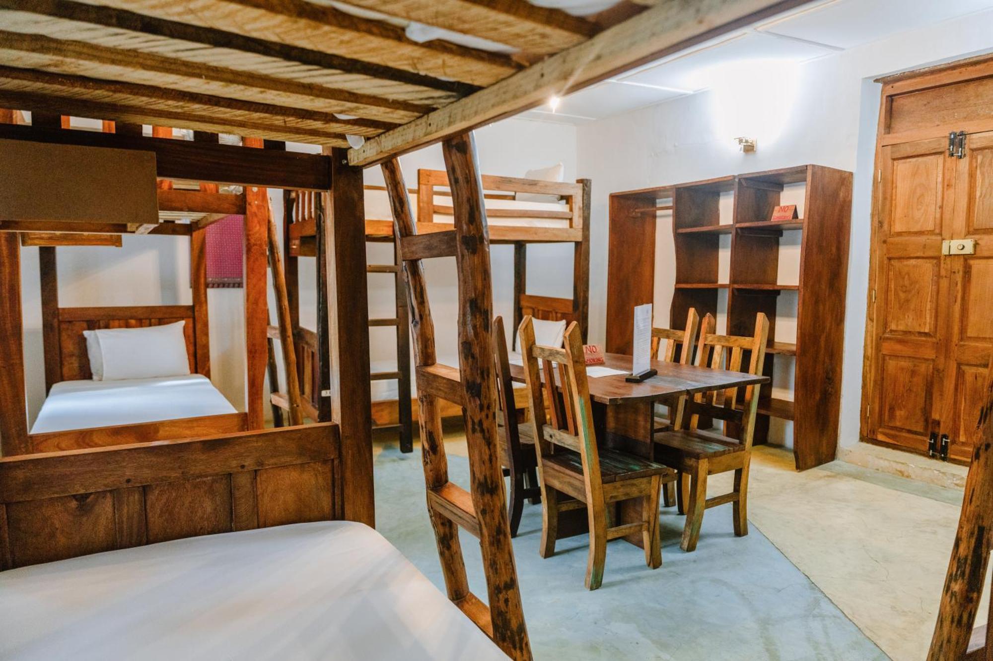 Shoki Shoki Guest House Zanzibar ภายนอก รูปภาพ