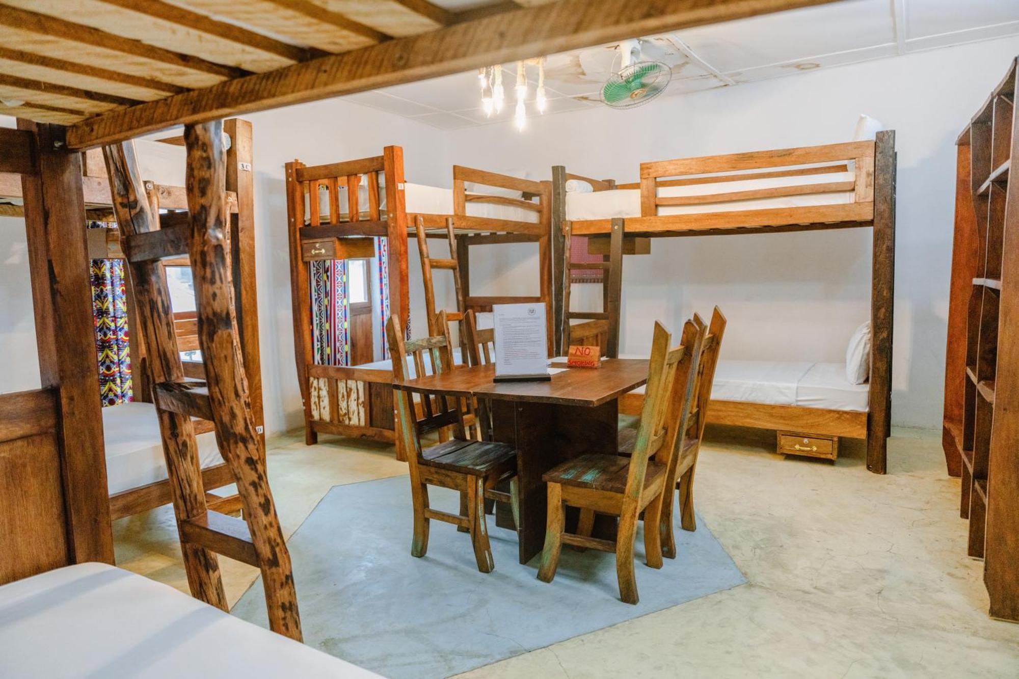 Shoki Shoki Guest House Zanzibar ภายนอก รูปภาพ