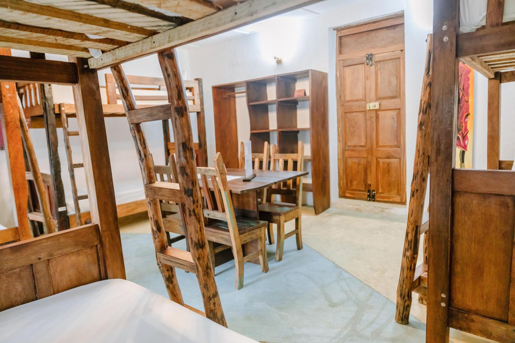 Shoki Shoki Guest House Zanzibar ภายนอก รูปภาพ